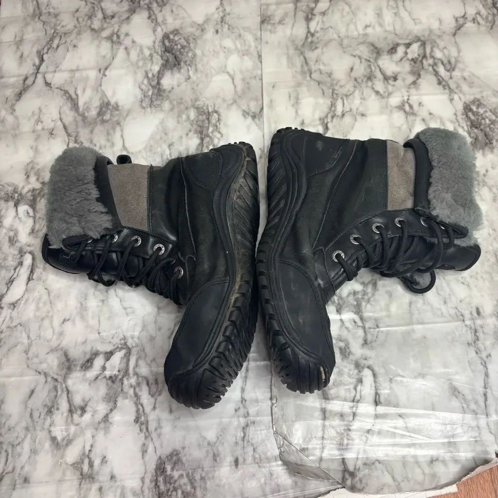 UGG Adirondack Boots snowshoes winter boots size 9.5 black grey faux fur lined
